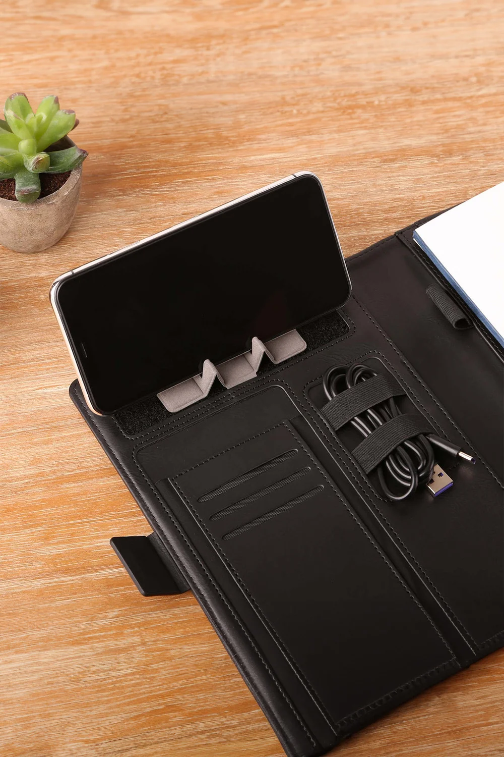 Jot-N-Jolt | Charging Portfolio - Image 5