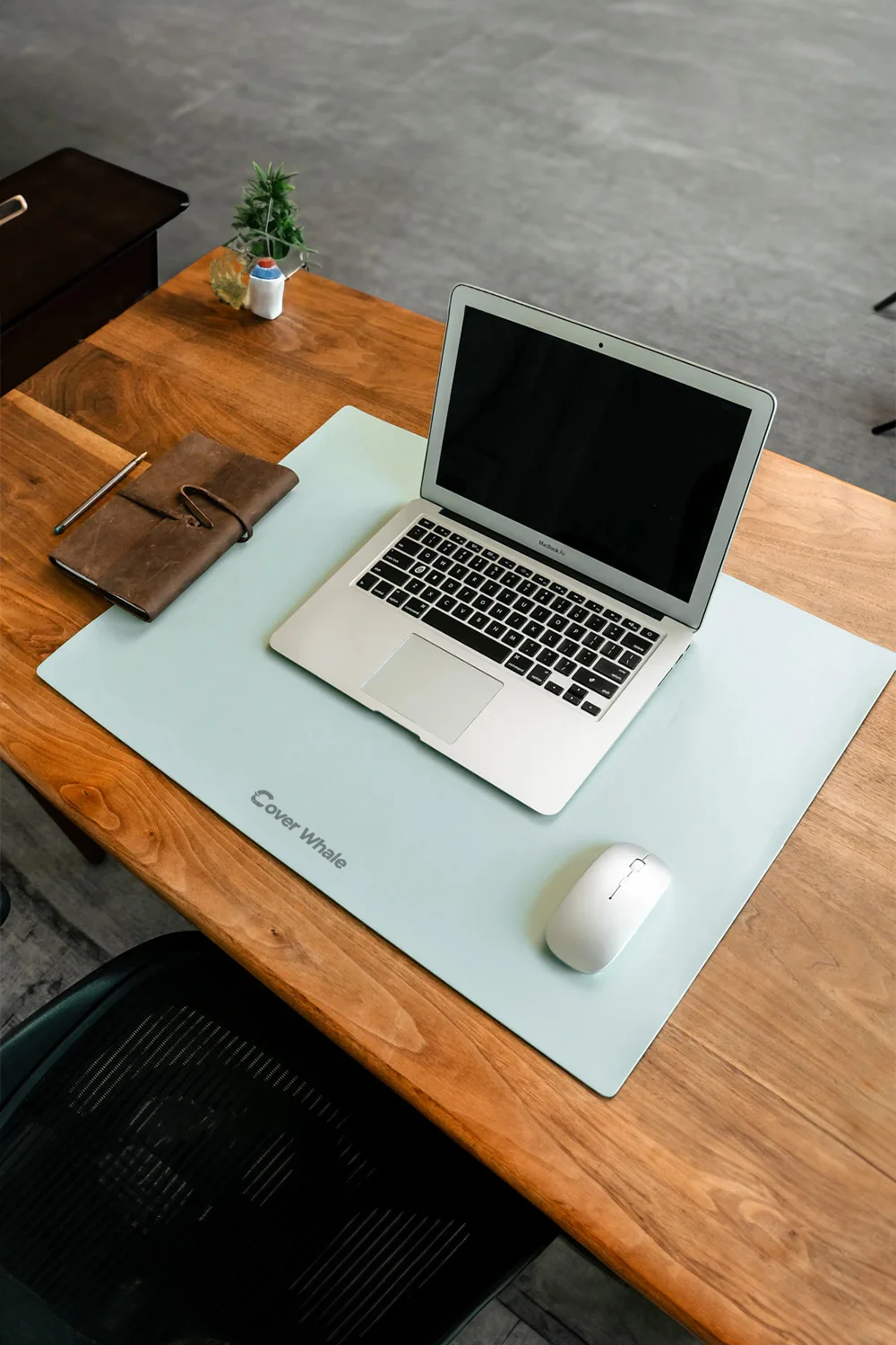 Eco-Deluxe Desk Pad - Image 4